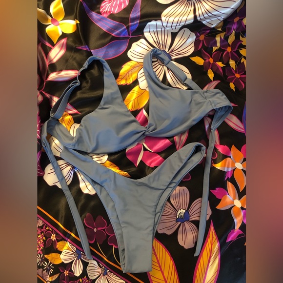 Blue/Robins Egg Coloured 2 Piece Bikini with Brazilian-Tanga Style Bottom (New!) - Picture 4 of 10